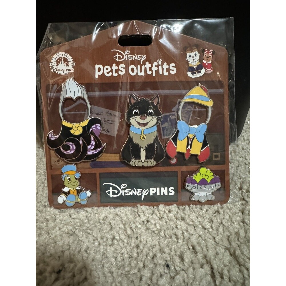 Disney Pets Outfits Lucifer Cinderella Pin Set Ursula Cinderella Dress Up Magnet